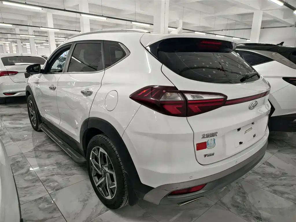 Hyundai Tucson 2020 280TGDi 2WD GLS Smart Connect Edition China VI фото 7