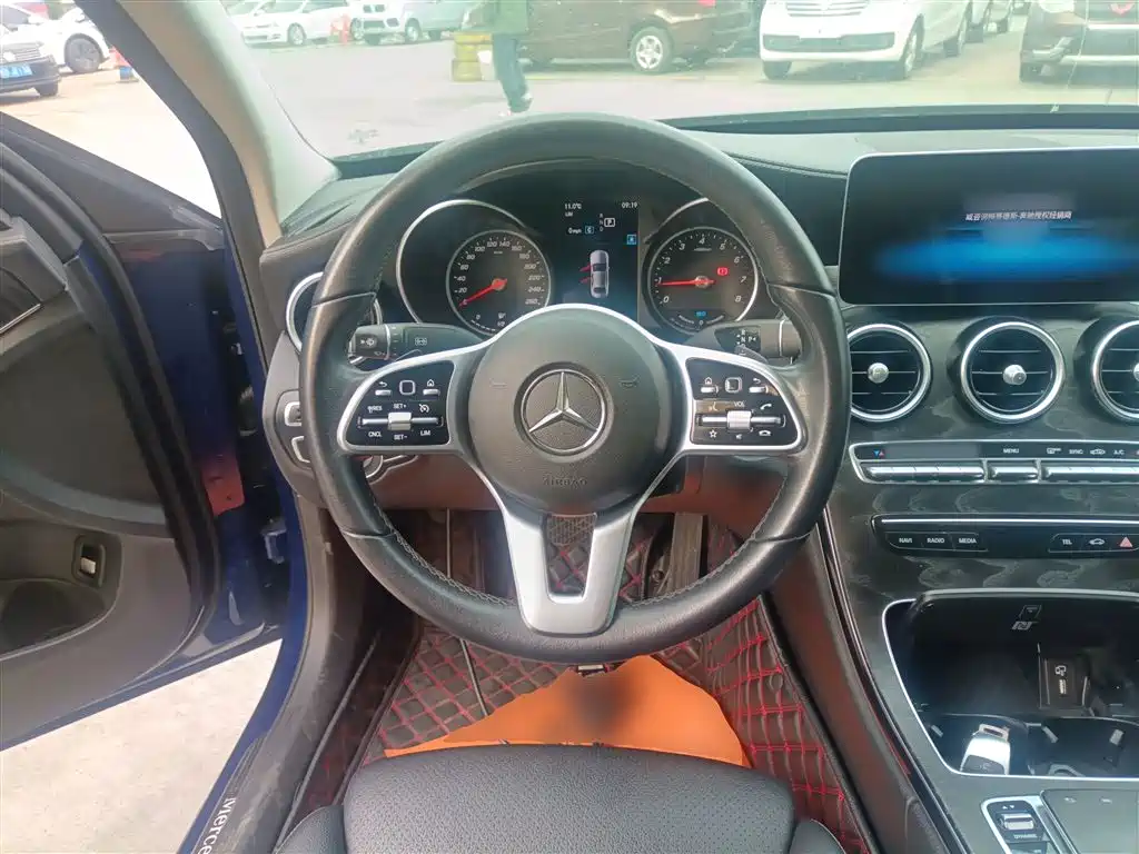 Mercedes-Benz C-Class 2019 C 260 L Sport фото 6