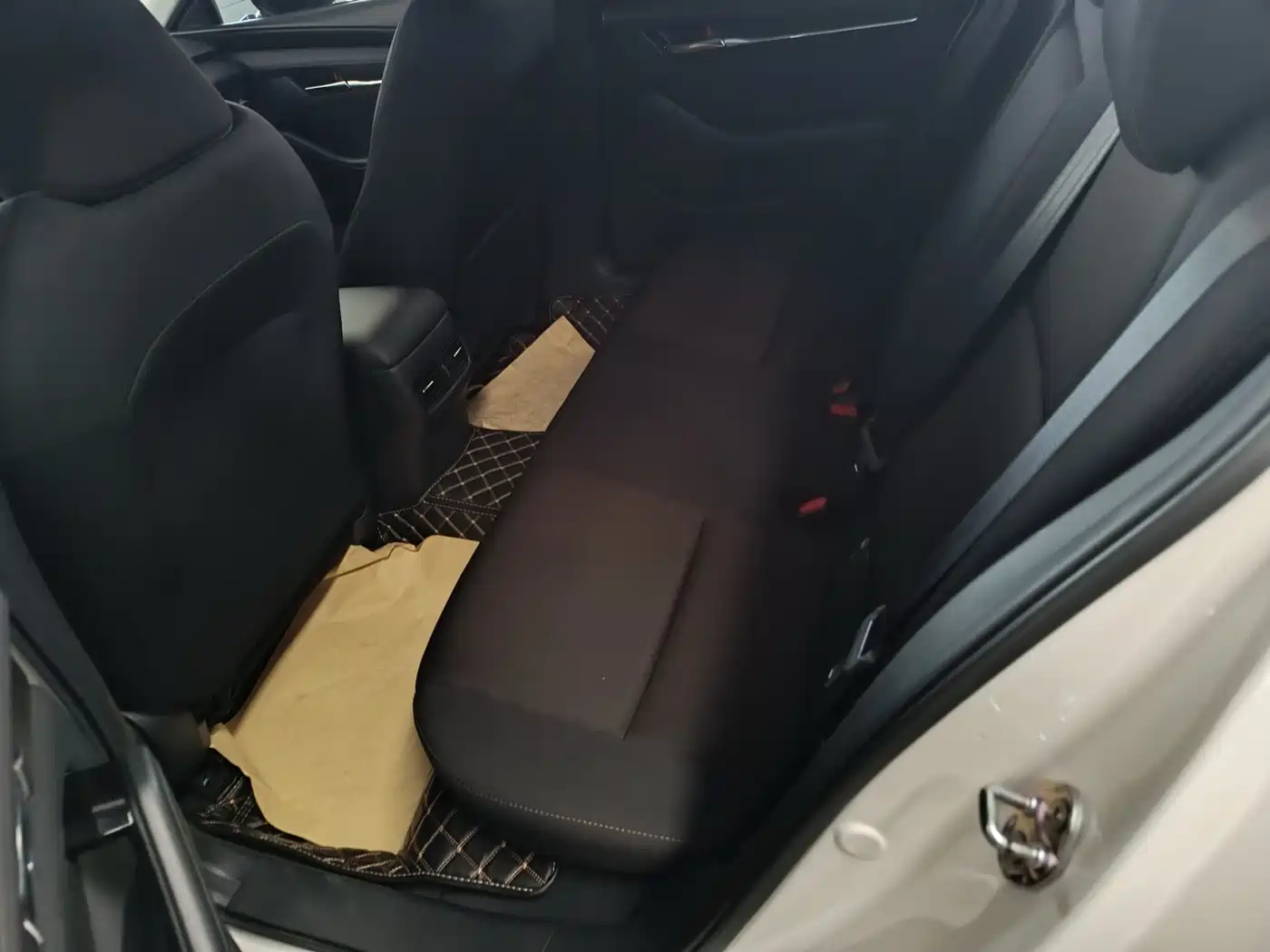 Mazda Mazda3 Axela 2020 2.0L Automatic Zhi Ya Edition фото 10
