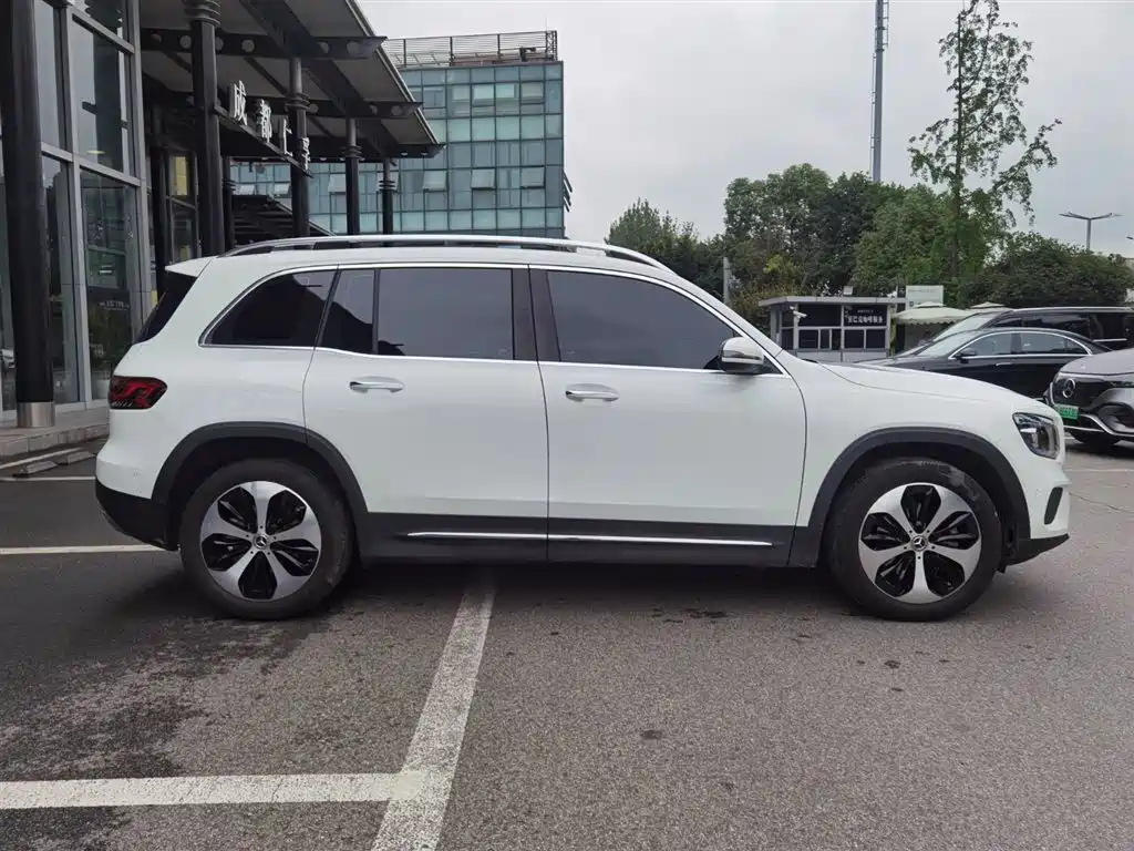 Mercedes-Benz GLB 2023 GLB 220 Style фото 4