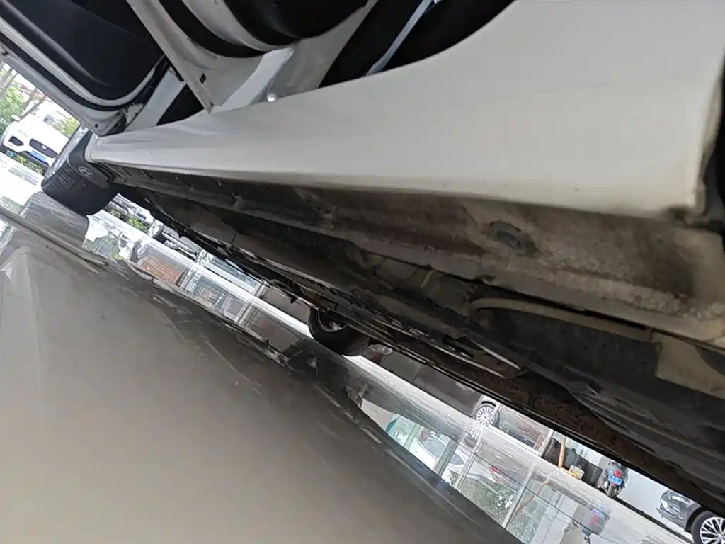 Hyundai Langdong 2016 1.6L Automatic Premium Edition фото 22