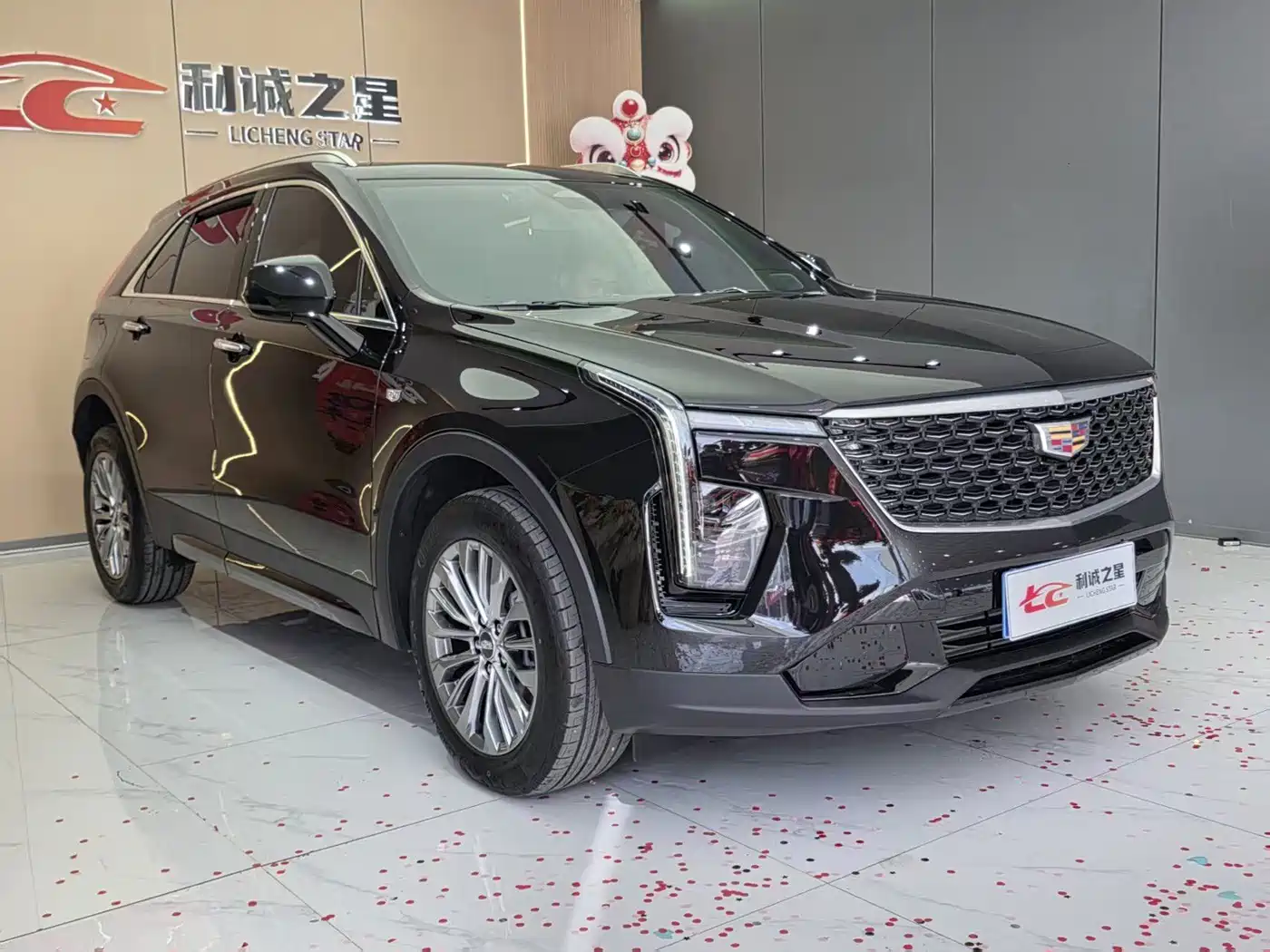 2025 Cadillac XT4