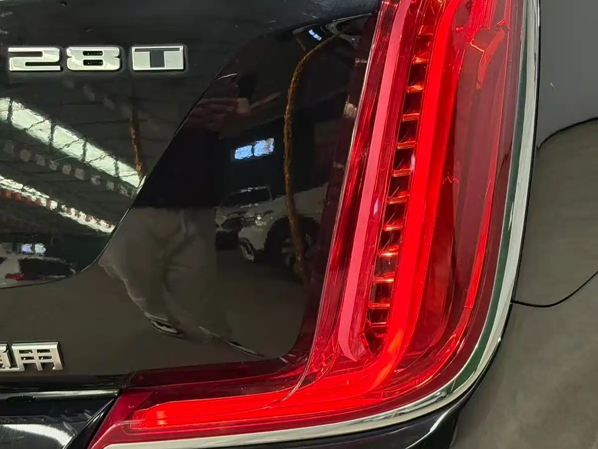 Cadillac XTS 2018 28T Elite фото 13