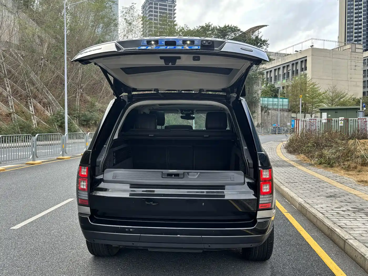 Land Rover Range Rover 2015 3.0 TDV6 Vogue фото 20