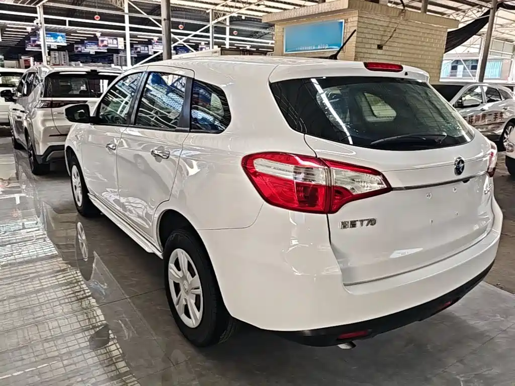 Venucia T70 2016 2015 1.6L Manual Ruixing Edition