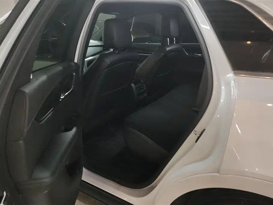 Cadillac XT5 2020 28T Luxury Model фото 11