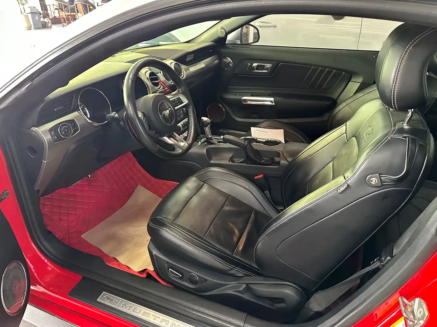 Ford Mustang 2015 2.3T 50th Anniversary Edition фото 5