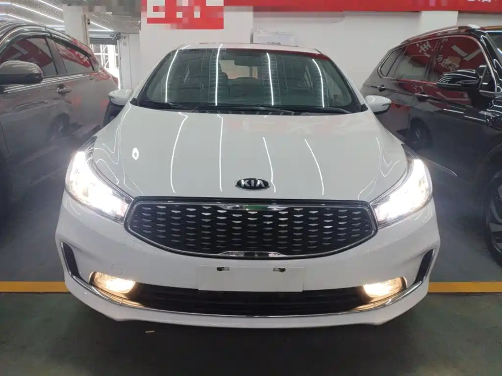Kia K3 2016 1.6L Automatic GLS фото 3