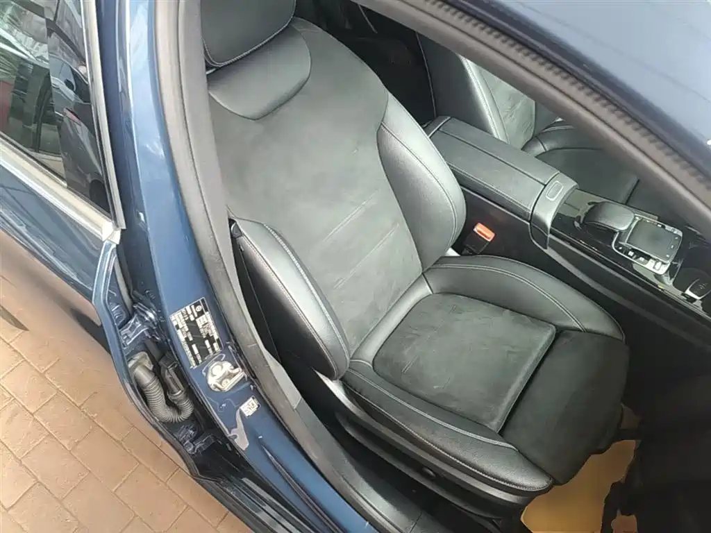 Mercedes-Benz A-Class 2019 A 200 L Sport Sedan фото 25