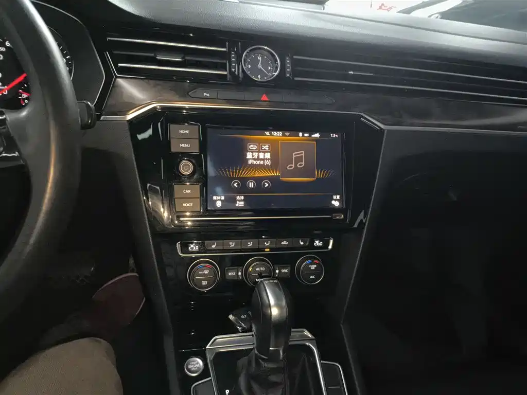 Volkswagen Magotan 2019 330TSI DSG Luxury Class China VI фото 13