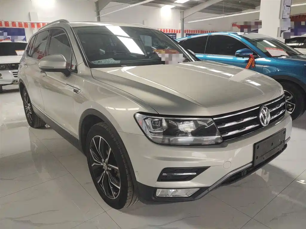 Volkswagen Tiguan L 2019 Facelift 330TSI Auto 2WD Smart Luxury China VI фото 4