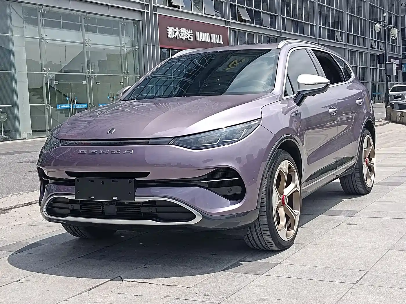 Denza X 2020 Model PHEV Flagship Edition