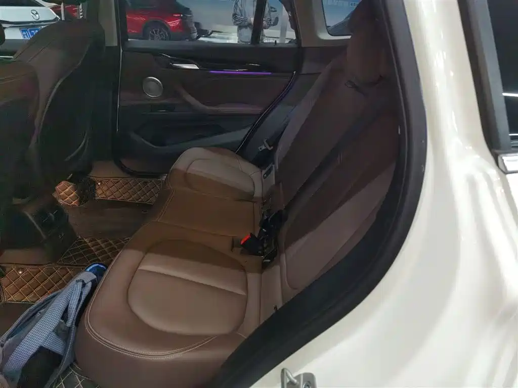 BMW X1 2022 sDrive25Li Leading фото 13