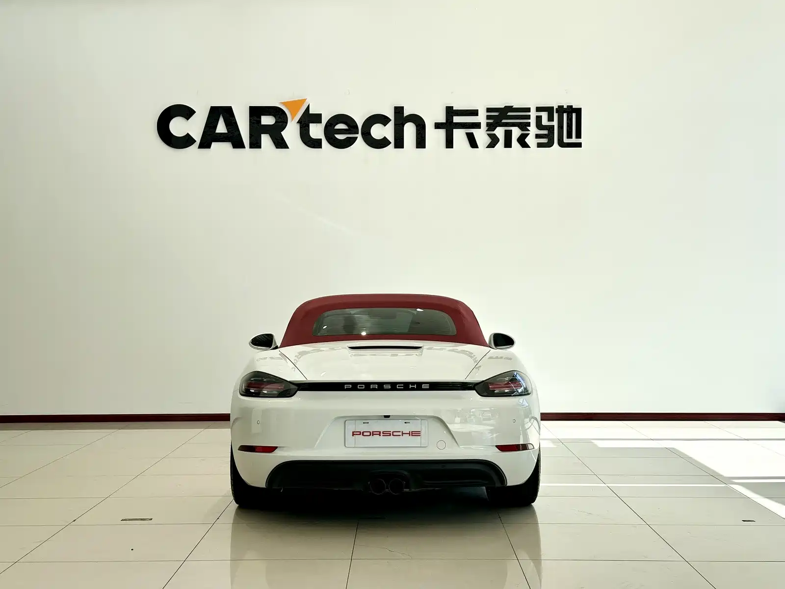 Photo 4 - Porsche 718