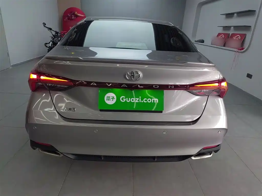 Toyota Avalon 2021 2.5L Luxury Edition фото 4