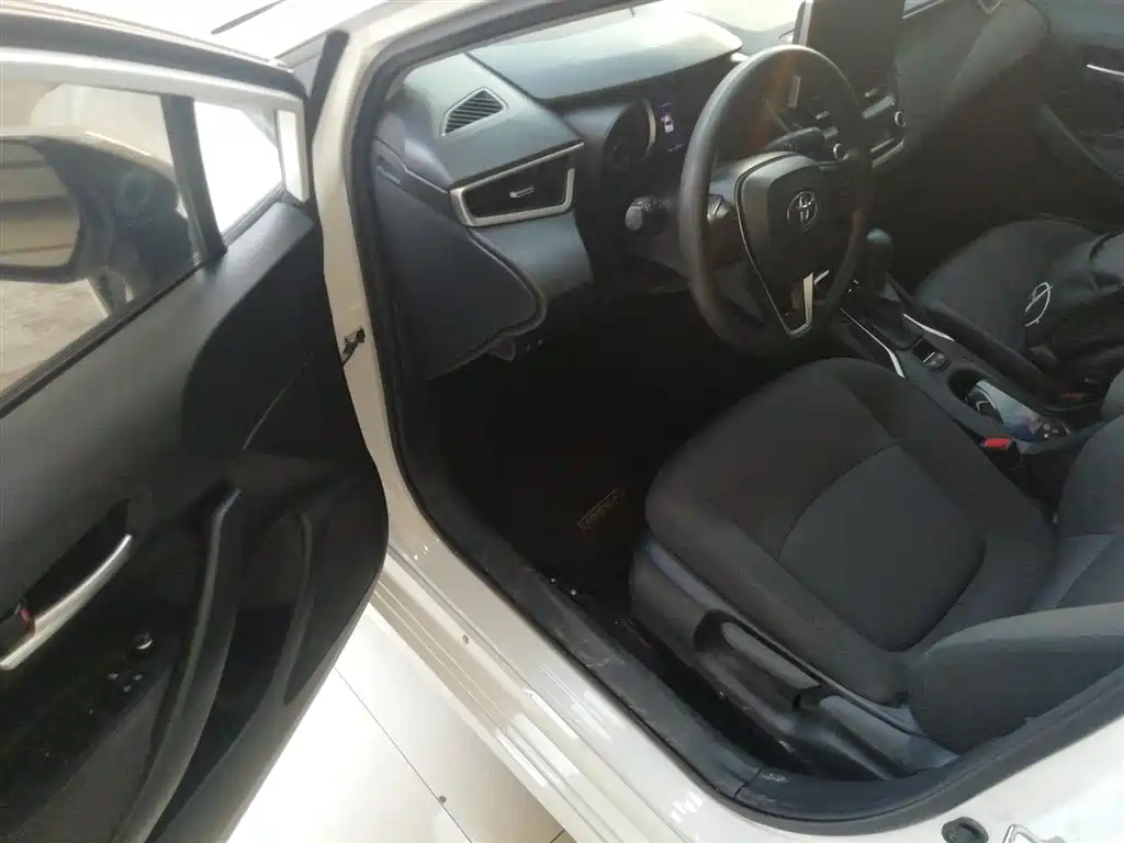 Toyota Corolla 2021 1.2T S-CVT Elite Edition фото 12