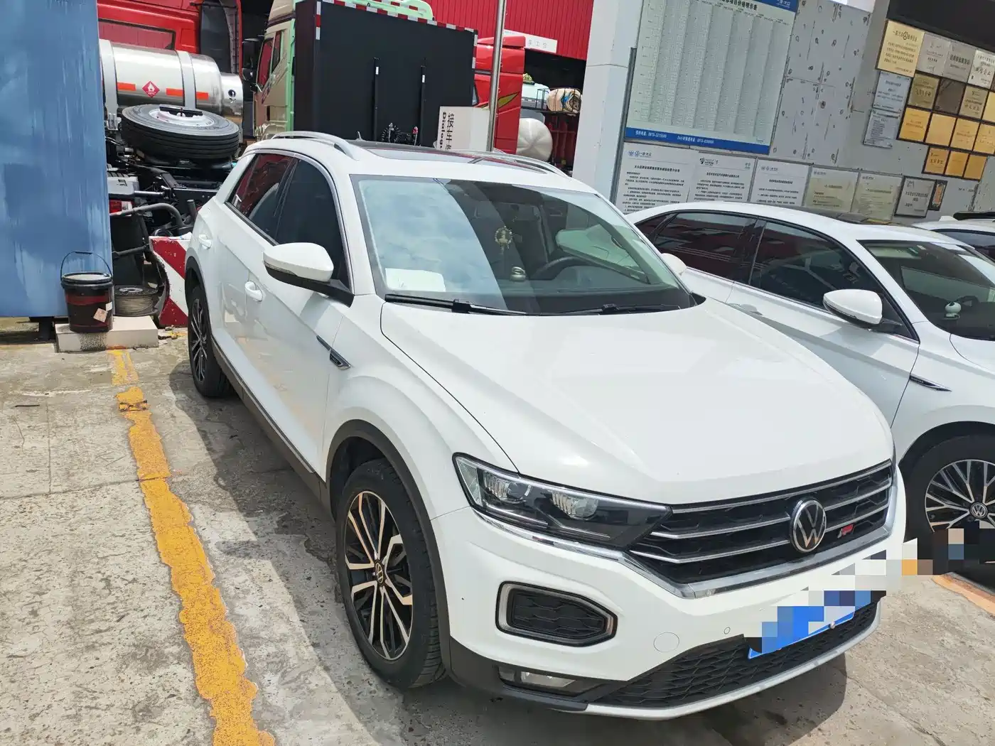 Volkswagen T-ROC 2022 280TSI DSG 2WD Comfort PLUS фото 3