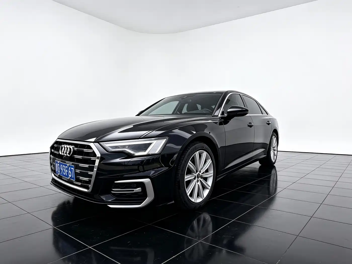 Audi A6L 2024 45 TFSI Premium Dynamic