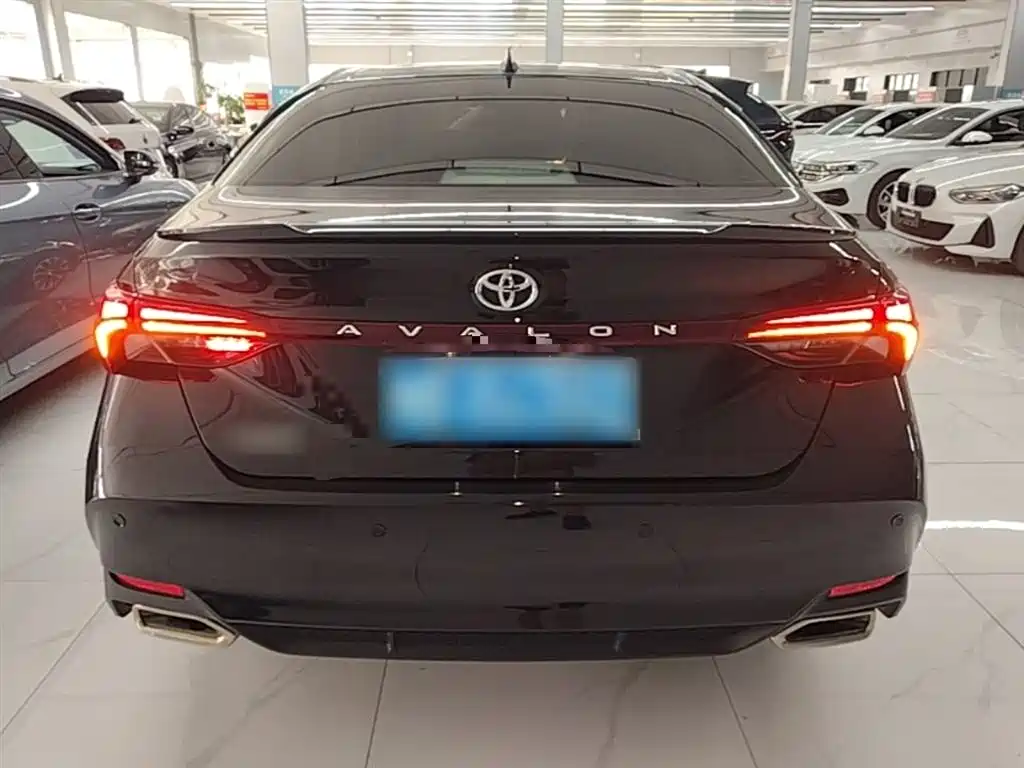 Toyota Avalon 2022 2.5L Progressive Edition фото 6