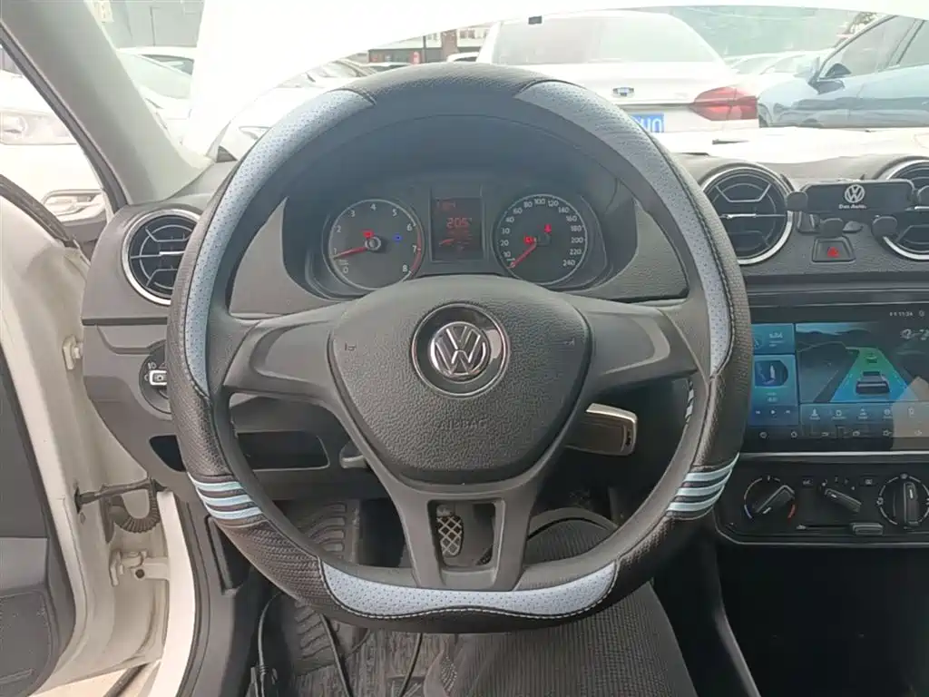 Volkswagen Jetta 2017 1.5L Manual Fashion фото 11