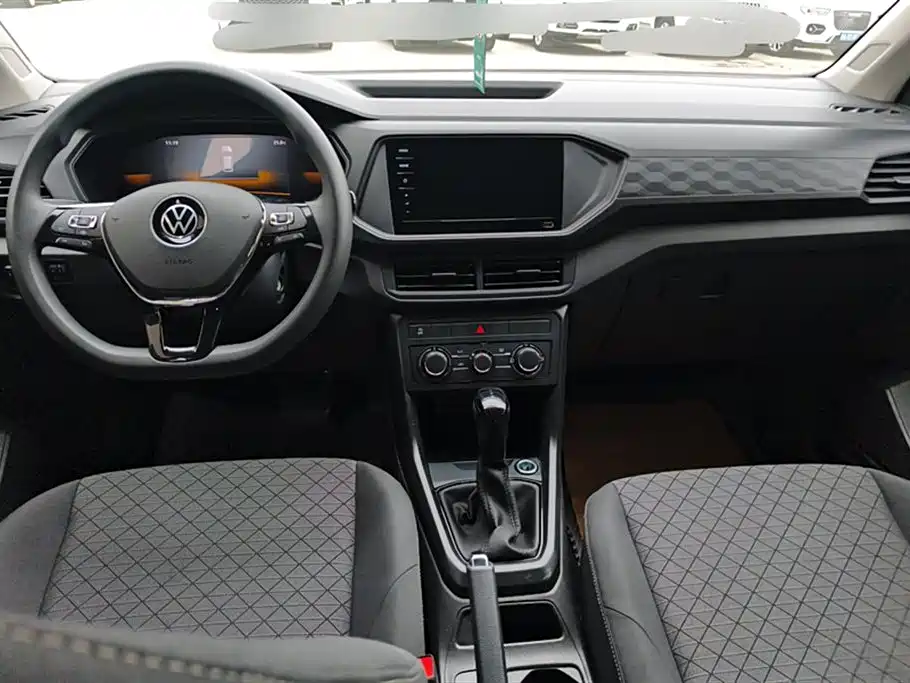 Volkswagen T-Cross 2023 Facelift 1.5L Automatic Trend Edition фото 12