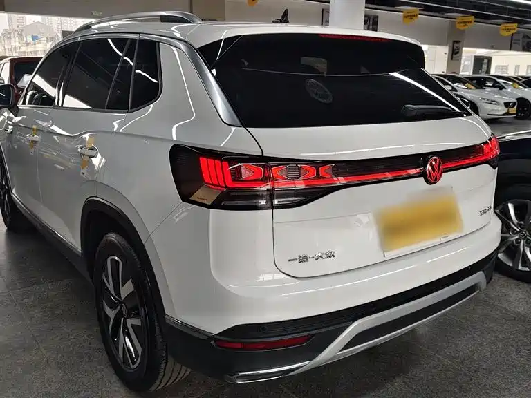 Volkswagen Tayron 2023 330TSI 2WD Luxury Plus Advanced Edition фото 5