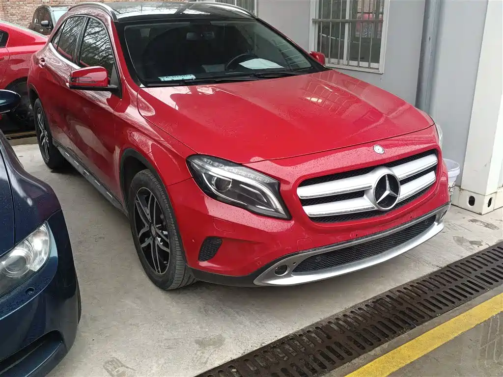 Mercedes-Benz GLA 2015 GLA 200 Fashion фото 22