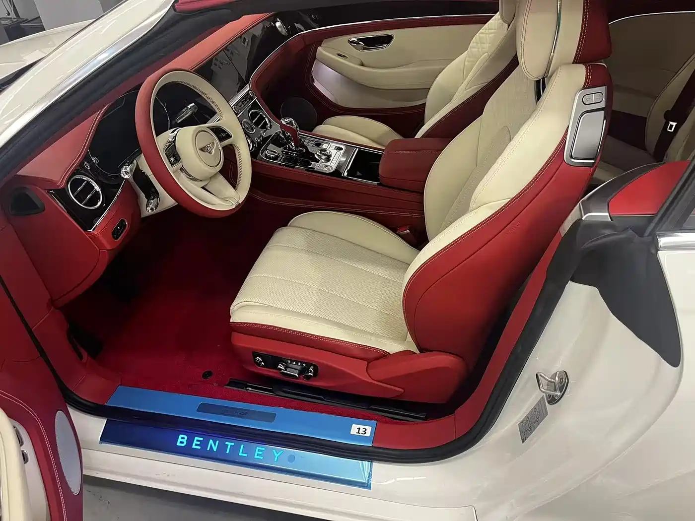 Bentley Continental 2025 2024 4.0T GT V8 Convertible