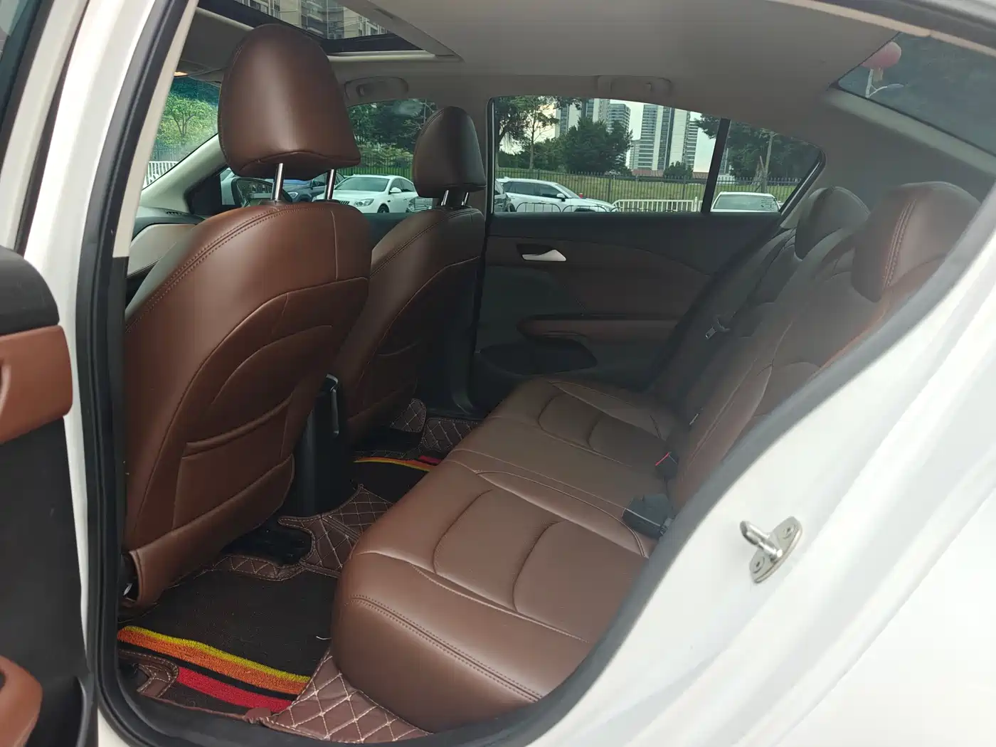 Chevrolet Cavalier 2019 320 Auto Sunroof Enjoyment Edition фото 5