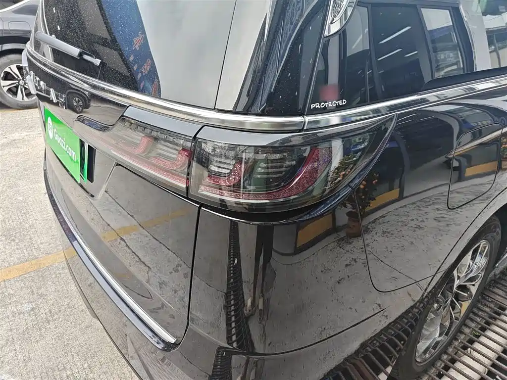 Voyah Auto Voyah Dreamer 2022 Low-carbon Dream+Smart Package фото 24