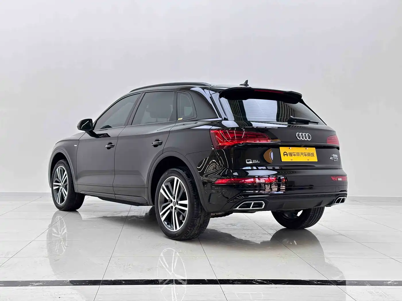 Audi Q5L 2023 40T Luxury Dynamic фото 7