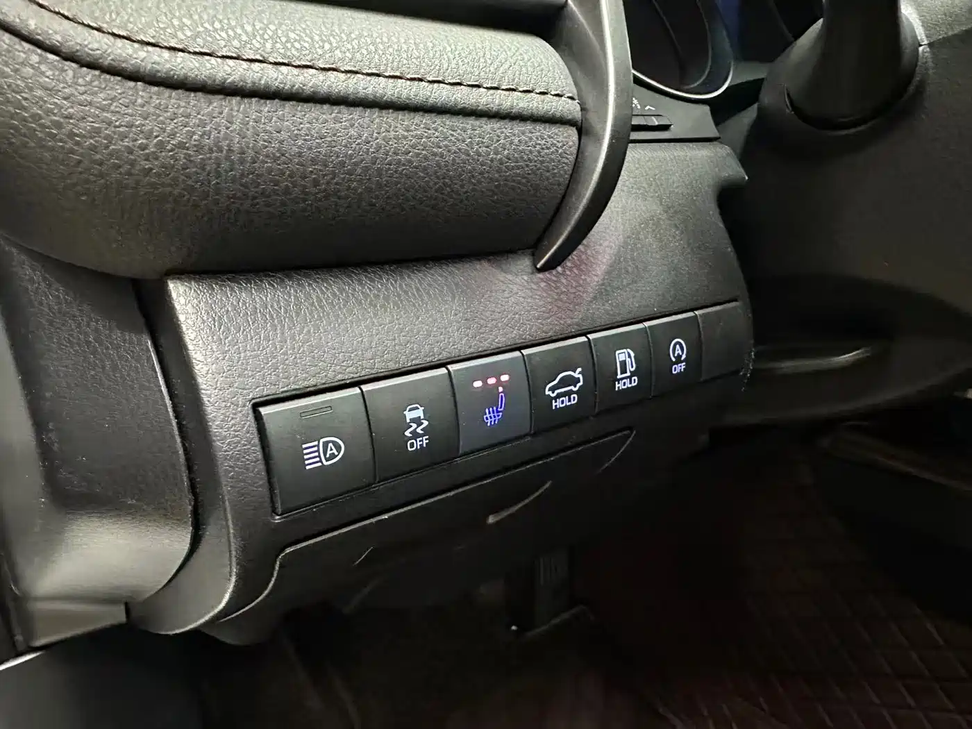 Toyota Camry 2019 Facelift 2.0G Luxury Edition фото 15