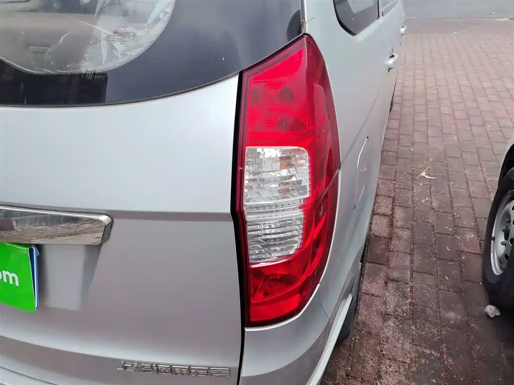 Wuling Motors Wuling Hongguang 2015 2014 1.5L S Standard
