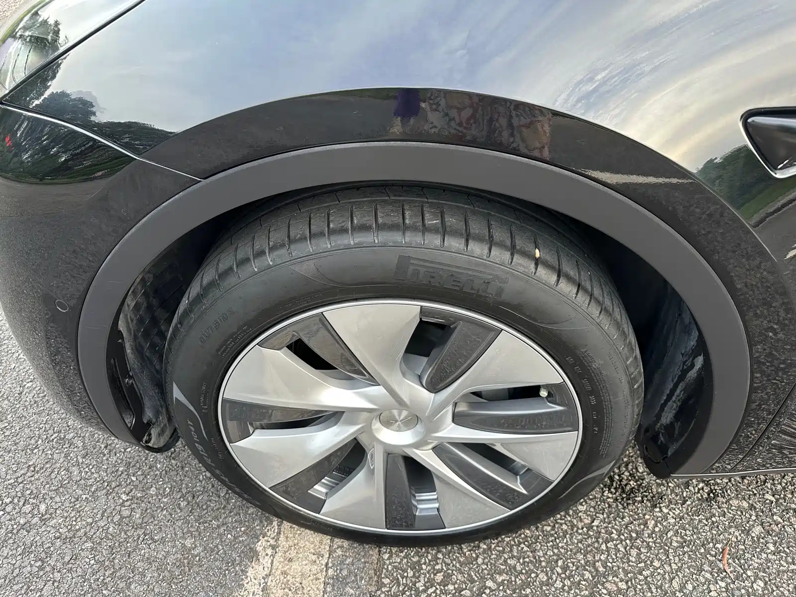 Фото 21 - Tesla Model Y