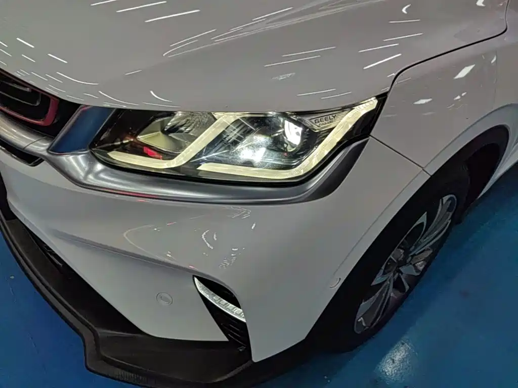 Geely Coolray 2019 2019 Sport 260T DCT Battle China VI