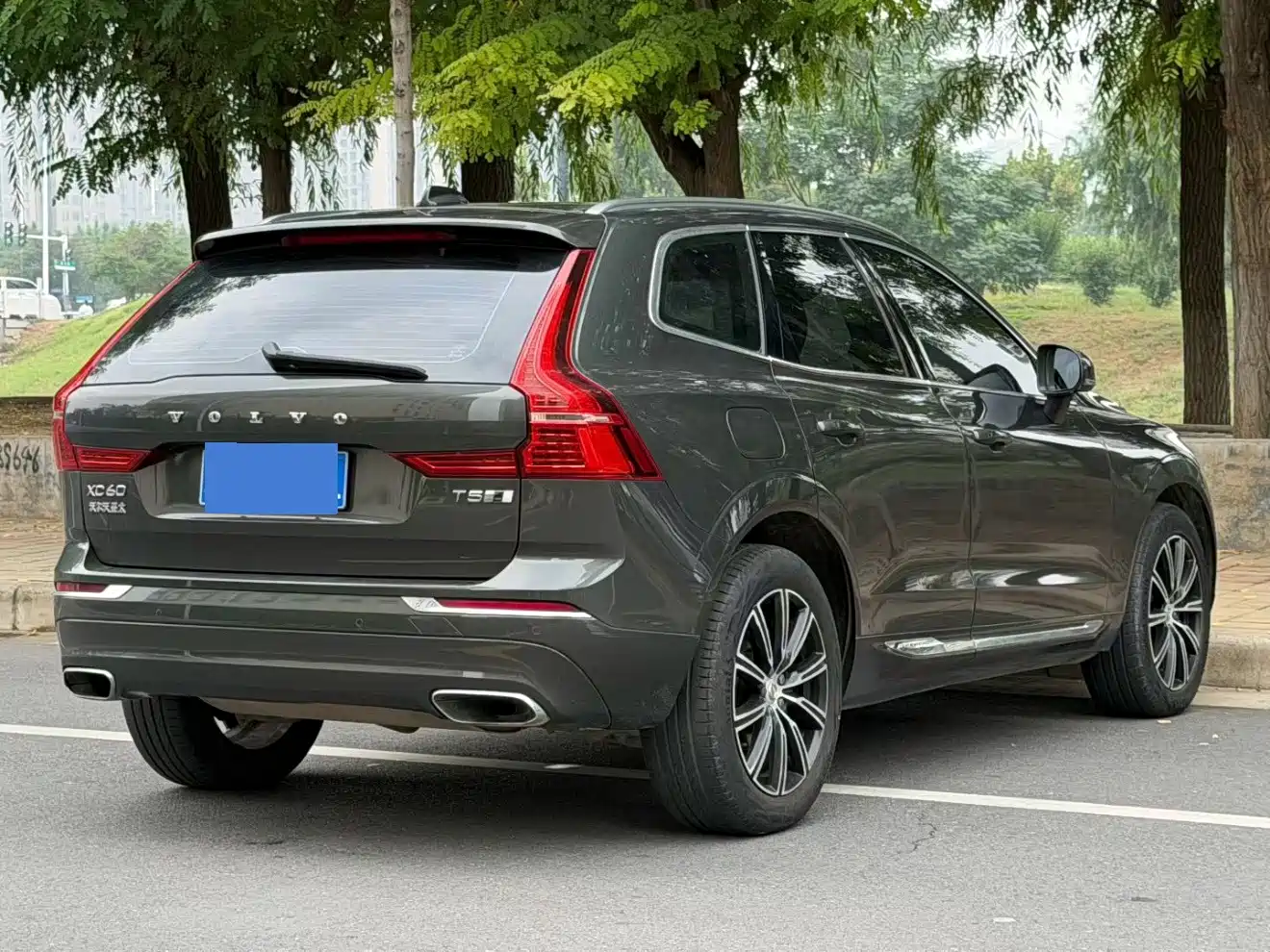 Фото 7 - Volvo XC60