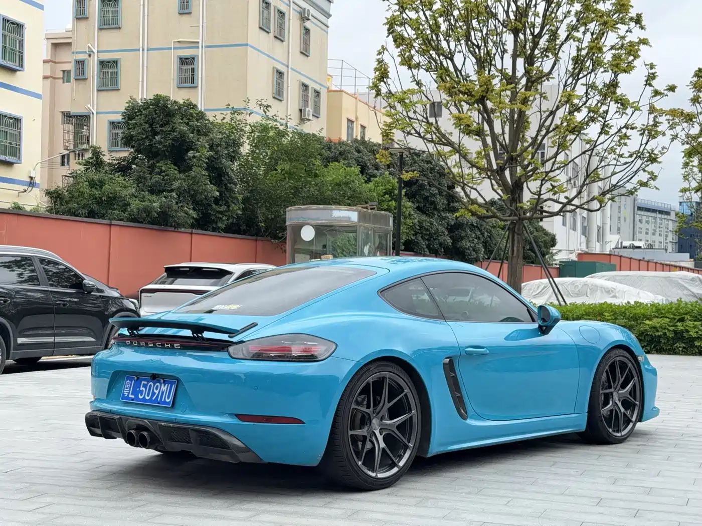 Porsche 718 2016 Cayman 2.0T фото 6