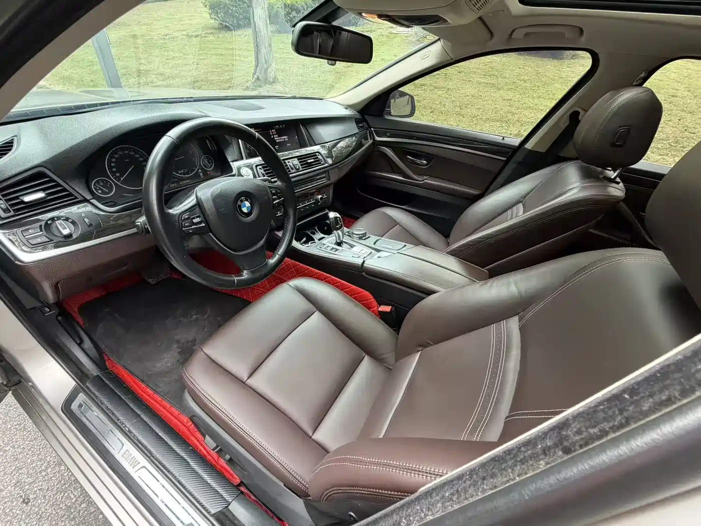 BMW 5 Series 2014 525Li Luxury Design Package фото 7