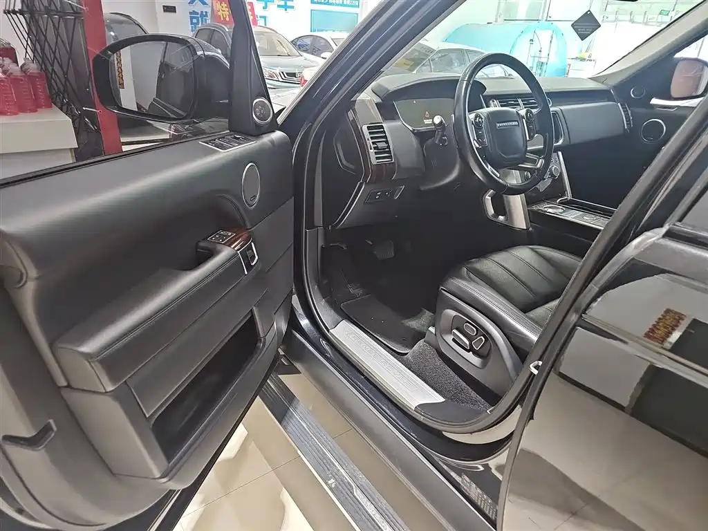 Land Rover Range Rover 2015 3.0 SC V6 Vogue фото 2