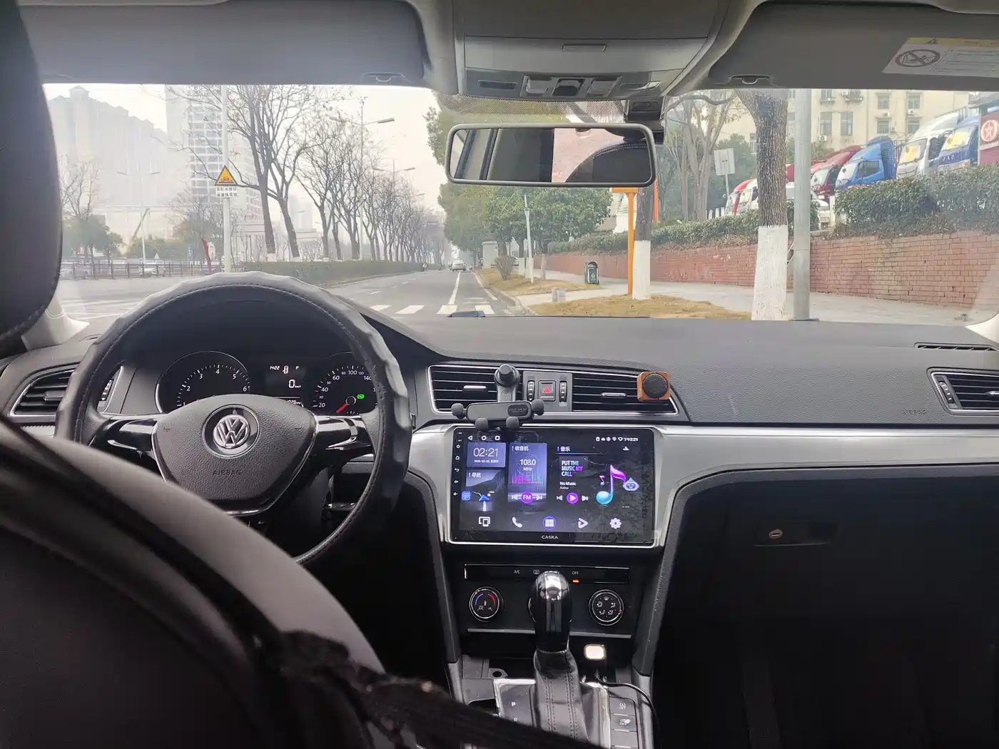 Volkswagen Lamando 2018 230TSI DSG Trend Edition фото 6