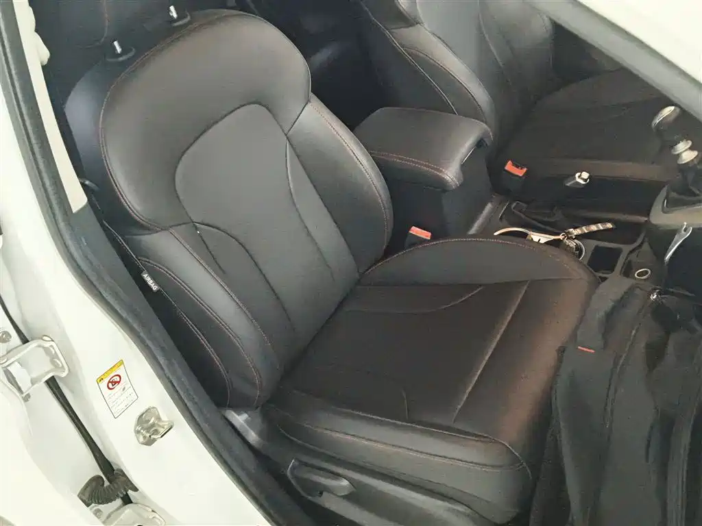 Haval M6 2017 1.5T Manual 2WD Elite фото 20