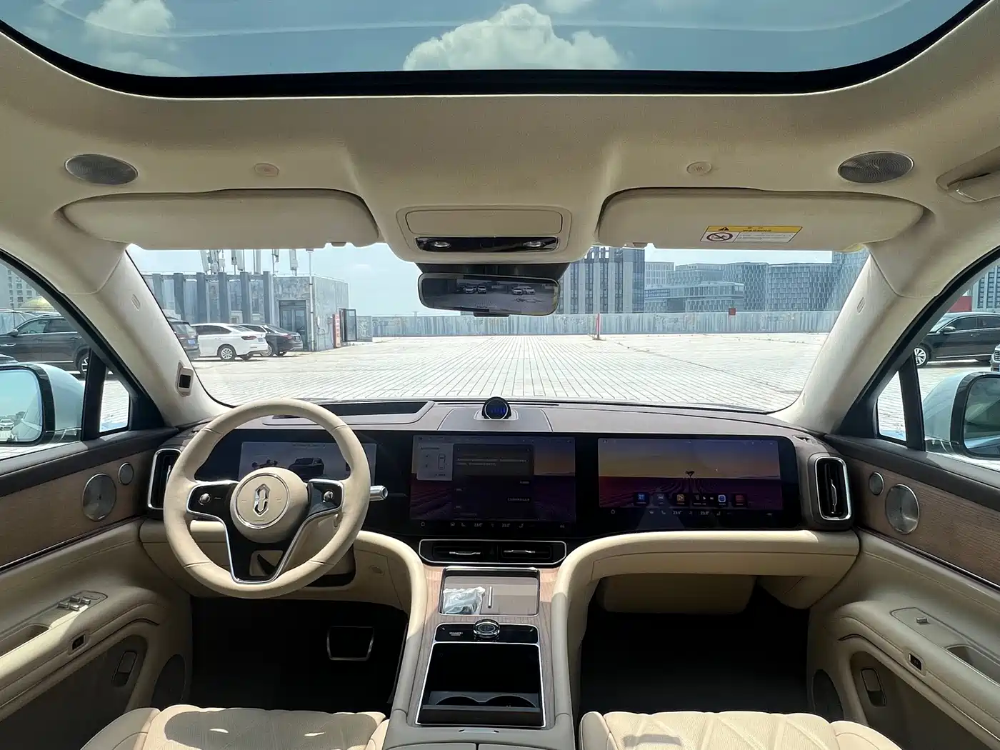 AITO Wenjie AITO M9 2025 Extended Range Ultra 52kWh 6-Seater фото 7
