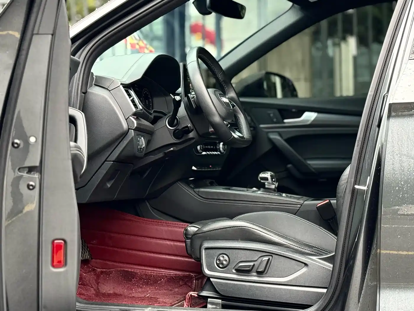 Audi Q5L 2023 40T Luxury Dynamic фото 8