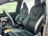 Фото 10 - Tesla Model X