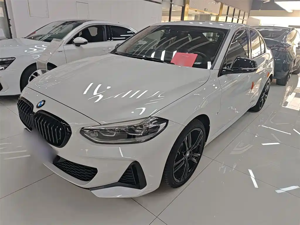 BMW 1-SERIES 2023