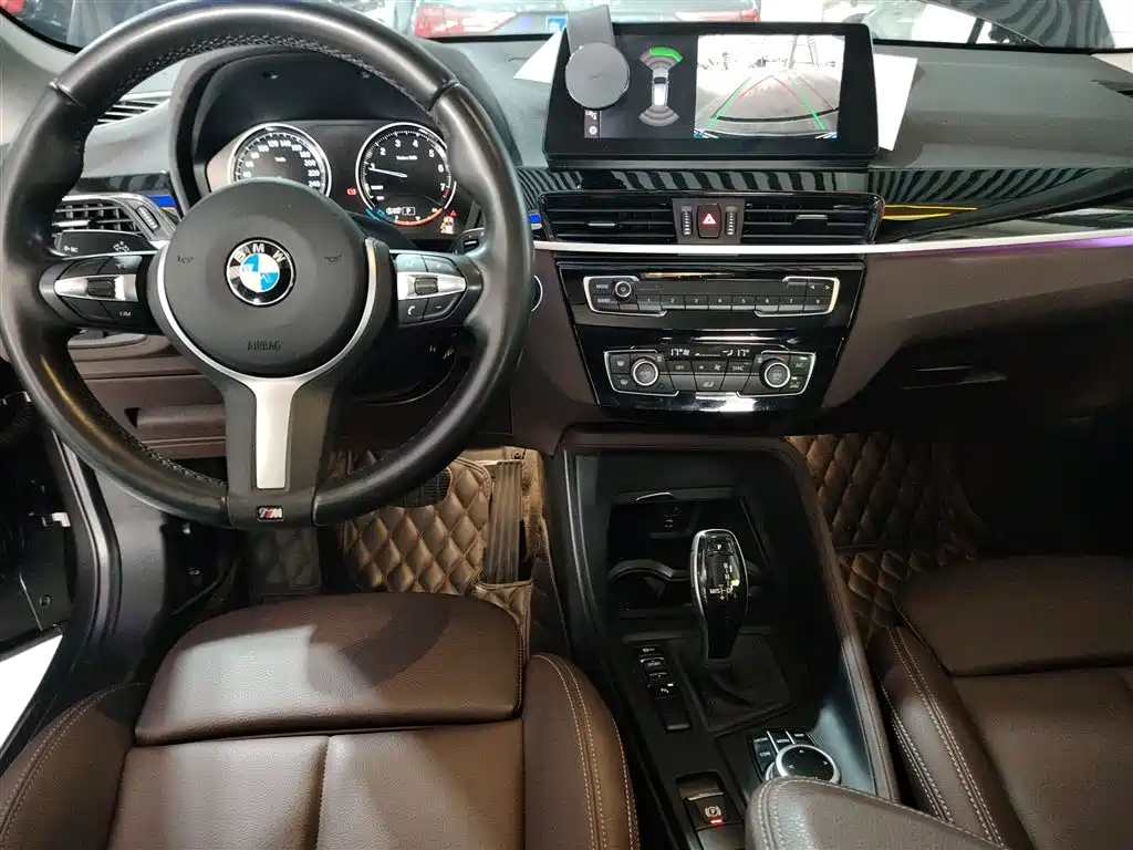 BMW X1 2021 sDrive25Li Leading фото 10