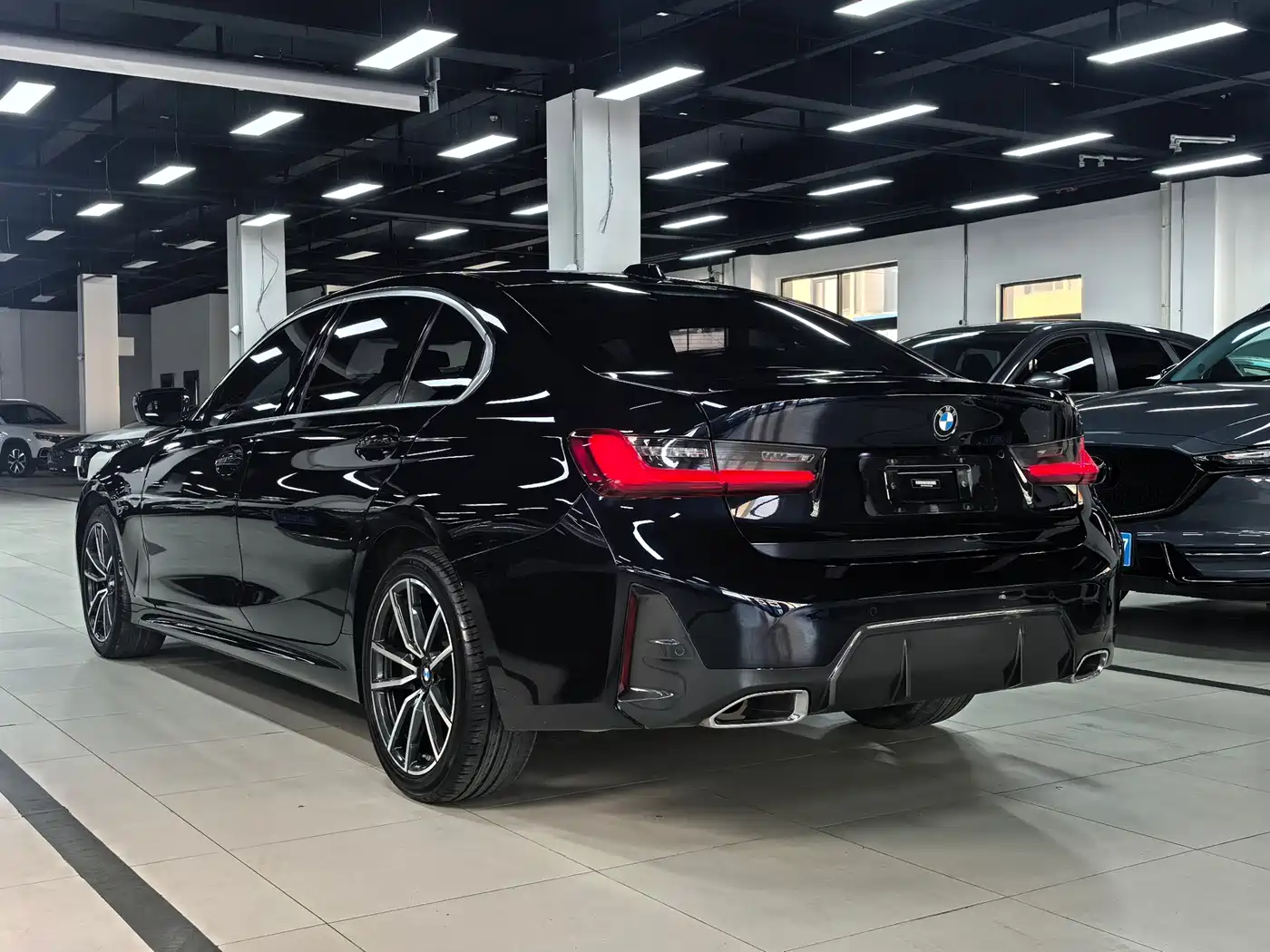 BMW 3 Series 2023 320Li M Sport Package фото 24