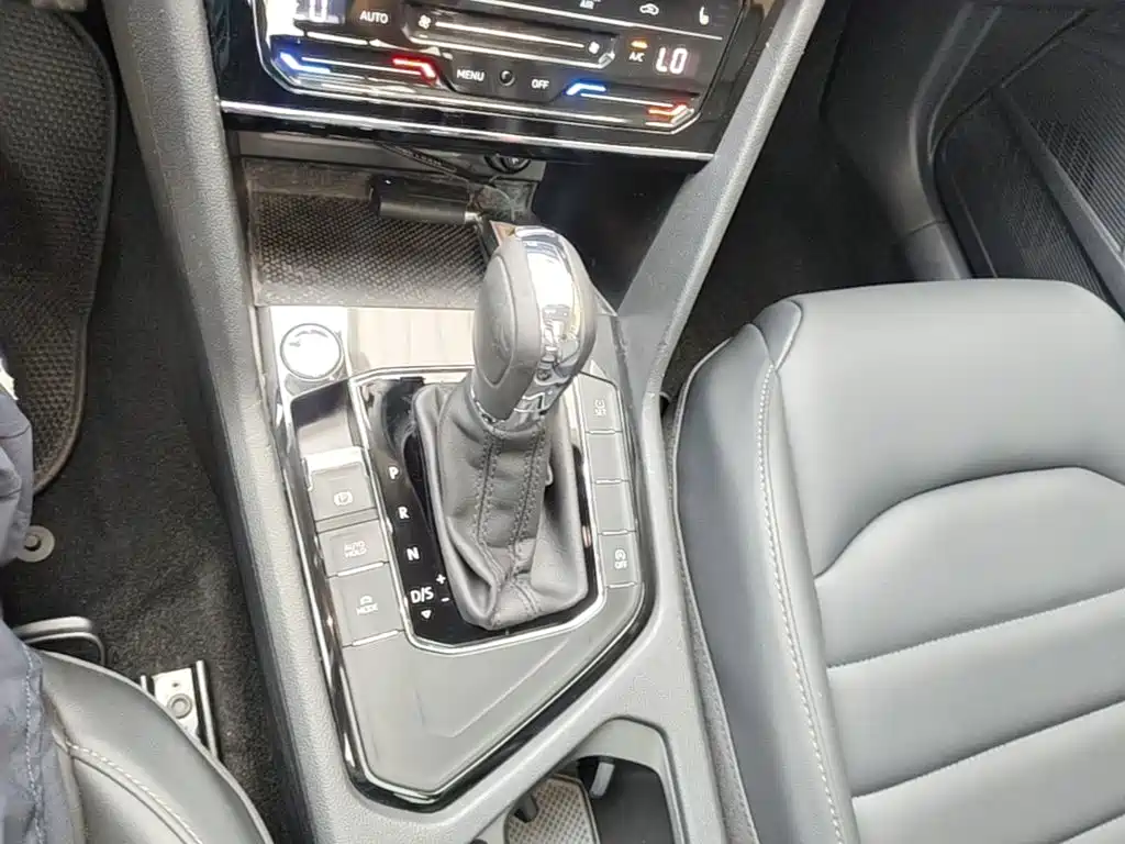 Volkswagen Tharu, миниатюра 14