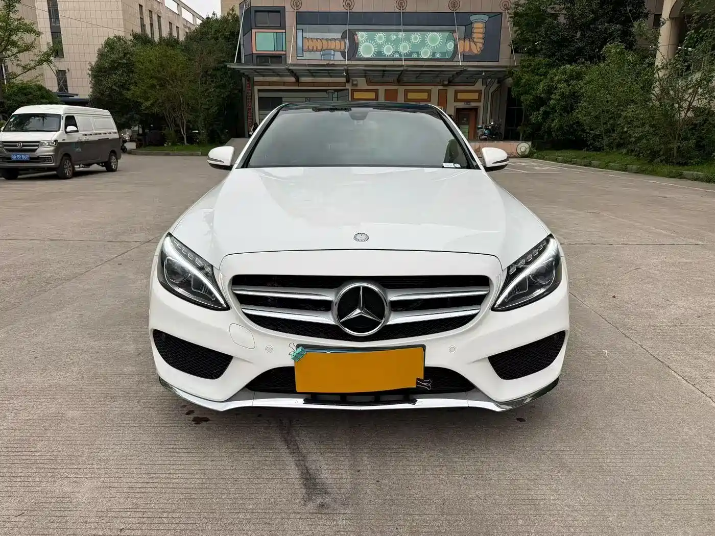 Mercedes-Benz C-Class 2015 C 200 L Sport фото 2