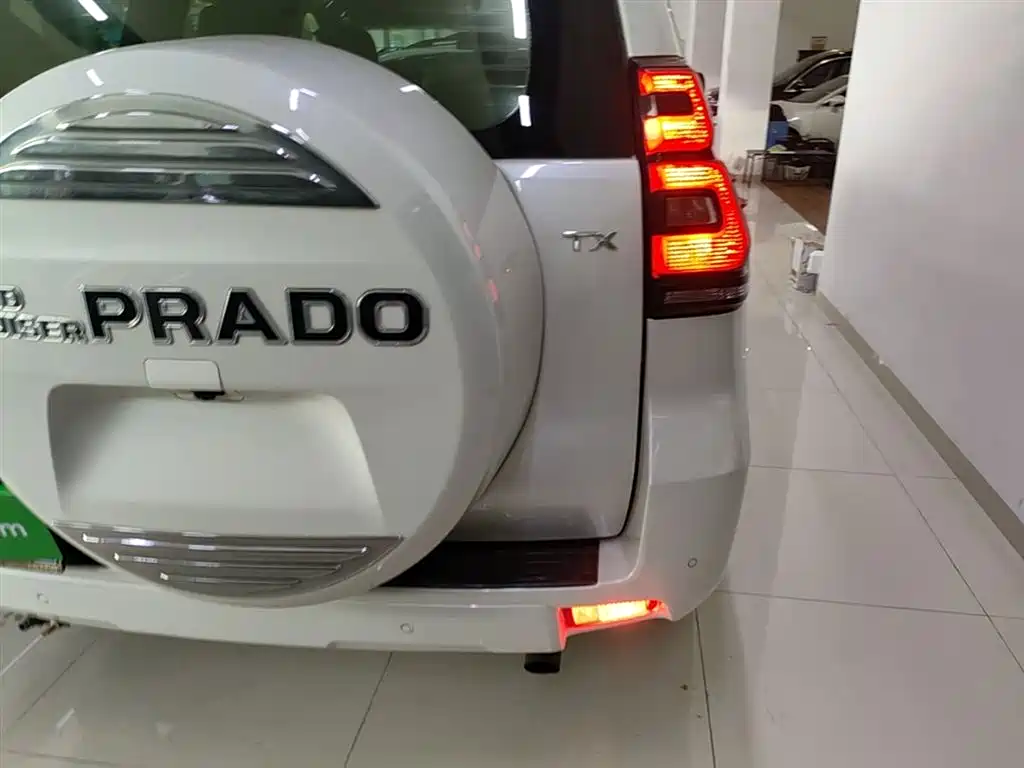 Toyota Prado 2018 3.5L Automatic TX-L Rear-mounted Spare Tire фото 8